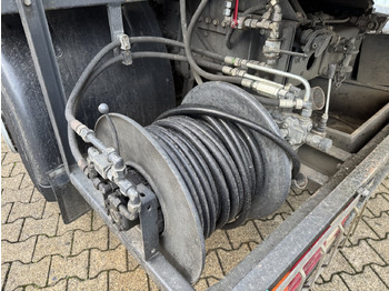 Kamion Mercedes-Benz Actros 2536 L 6x2 Actros 2536 L 6x2, Müller Saug- und Spülwagen ca. 10,5m³, Lenkachse: slika 4 Kamion Mercedes-Benz Actros 2536 L 6x2 Actros 2536 L 6x2, Müller Saug- und Spülwagen ca. 10,5m³, Lenkachse: slika 4