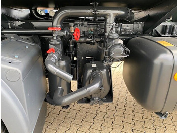 Kamion cisterna MAN TGS 40.400 6x4 BB TGS 40.400 6x4 BB mit 20.000l Tank: slika 2