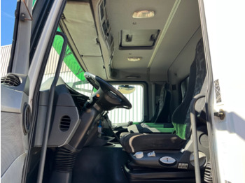 Interior photo 1: Kamion sa hidrauličnom kukom Mercedes-Benz Actros 2541 L 6x2 Actros 2541 L 6x2/48 Retarder, Lenk-/Liftachse Interior photo 1: Kamion sa hidrauličnom kukom Mercedes-Benz Actros 2541 L 6x2 Actros 2541 L 6x2/48 Retarder, Lenk-/Liftachse