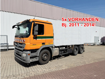 Kamion sa golom šasijom i zatvorenom kabinom MERCEDES-BENZ Actros 2641