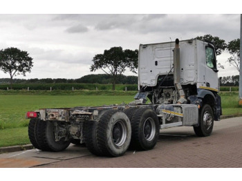 Kamion sa hidrauličnom kukom Mercedes-Benz Arocs 2642 K 6x4 Arocs 2642 K 6x4, Retarder, Motorabtrieb: slika 2
