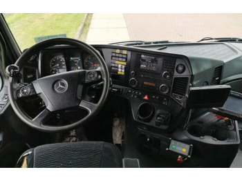Interior photo 1: Kamion sa hidrauličnom kukom Mercedes-Benz Arocs 2642 K 6x4 Arocs 2642 K 6x4, Retarder, Motorabtrieb