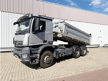 Istovarivač MERCEDES-BENZ Arocs 2643