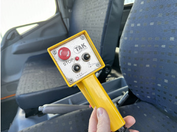 Kamion sa hidrauličnom kukom Mitsubishi Canter Fuso 6C15D 4x2 Doka Canter Fuso 6C15D 4x2 Doka, City-Abroller: slika 4