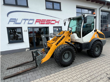 Utovarivač točkaš LIEBHERR