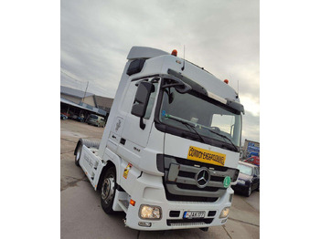 Tegljač Mercedes-Benz Actros 1844 LS: slika 4 Tegljač Mercedes-Benz Actros 1844 LS: slika 4