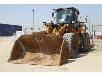 Utovarivač točkaš CATERPILLAR 966M