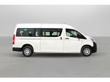 Minibus, Putnički kombi Toyota Hiace: slika 2