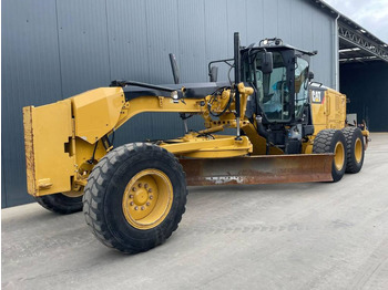 Grejder CATERPILLAR 140M