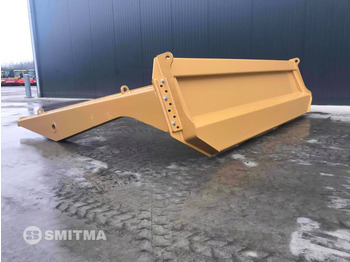 Hidraulična dizalica za Građevinska mašina novi Cat 745C: slika 2