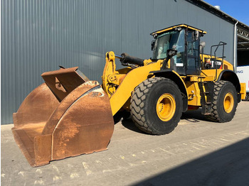 Utovarivač točkaš CATERPILLAR 972M