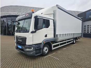 Kamion sa ceradom MAN TGL 12.250
