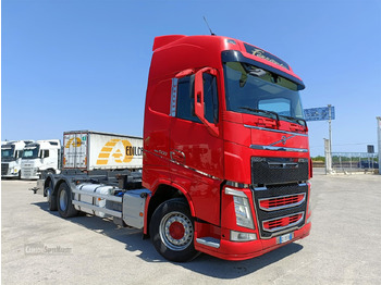 Kamion za prevoz kontejnera/ Kamion sa promenjivim sandukom VOLVO FH 500