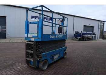 Lift u obliku makaza Genie GS2632 Electric, Working Height 10m, 227kg Capacit: slika 2