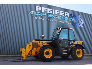 Teleskopski upravljač JCB