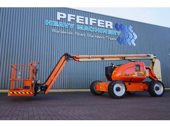 Zglobna platforma JLG 600AJ