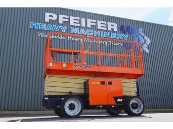 Lift u obliku makaza JLG