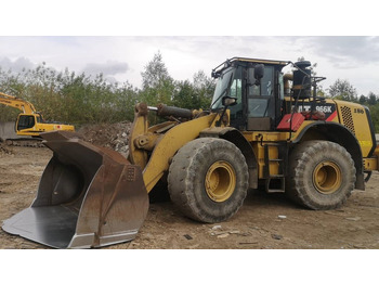 Utovarivač točkaš CATERPILLAR 966K