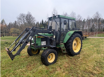 Traktor JOHN DEERE 2130