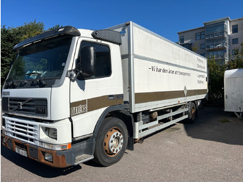 Kamion VOLVO FM7