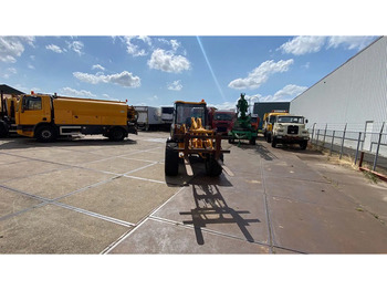 Utovarivač točkaš JCB KNIKSCHOVEL 406: slika 3 Utovarivač točkaš JCB KNIKSCHOVEL 406: slika 3