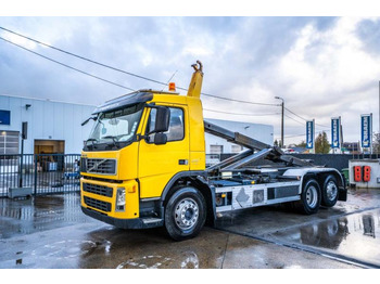 Kamion sa hidrauličnom kukom VOLVO FM 400