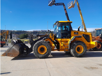 Utovarivač točkaš JCB 457