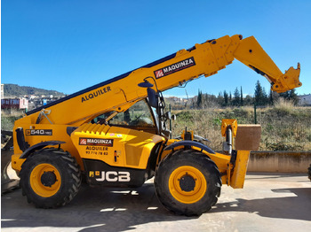 Teleskopski upravljač JCB