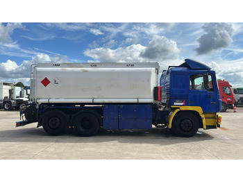 Kamion cisterna MAN 26.402 (18.000 L / 6X2 / 6 CYLINDER / FRONT STEEL / 3 COMPARTIMENTS): slika 4