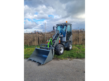 Utovarivač točkaš WCM-L2310e: slika 2