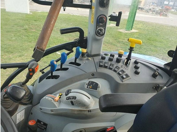 Traktor New Holland T 5.115: slika 5