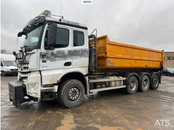 Kamion sa hidrauličnom kukom MERCEDES-BENZ Arocs
