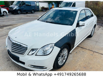 Limuzina MERCEDES-BENZ