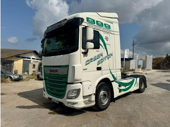 Tegljač DAF XF 450