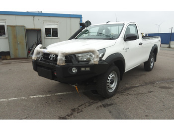 Pikap TOYOTA Hilux