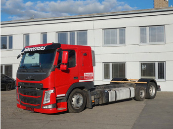 Kamion za prevoz automobila VOLVO FM 460