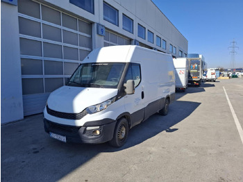 Putnički kombi IVECO Daily