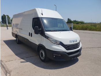 Putnički kombi IVECO Daily 35S16V: slika 2