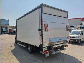 Dostavno vozilo sa ceradom IVECO Daily 70C18H: slika 5 Dostavno vozilo sa ceradom IVECO Daily 70C18H: slika 5
