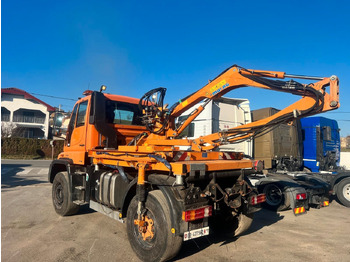 Unimog U500 4x4, Boeschungsmaehwerk Mulag Unimog U500 4x4, Boeschungsmaehwerk Mulag: slika 1