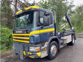 Kamion za utovaranje kontejnera SCANIA P114