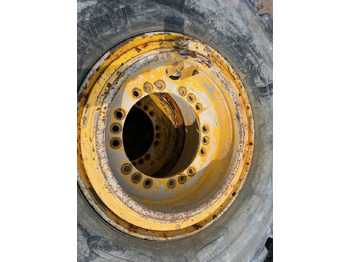 Kompletan točak Bridgestone 20,5-25 Volvo L120G , H: slika 4 Kompletan točak Bridgestone 20,5-25 Volvo L120G , H: slika 4