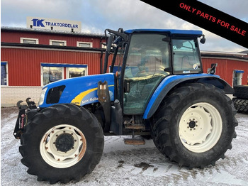 Traktor NEW HOLLAND T5000