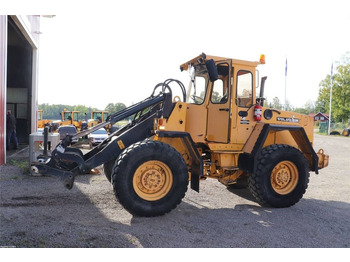 Utovarivač točkaš VOLVO L50D