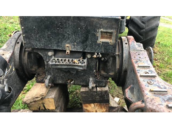 Osovina i delovi KOMATSU