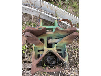 Prednja osovina JOHN DEERE