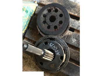 Pogonski reduktor MASSEY FERGUSON