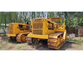 Mašina za polaganje cevi KOMATSU D155