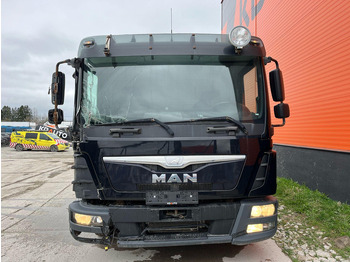 Kamion sa tovarnim sandukom, Kamion sa dizalicom MAN TGL 8.180 4x2 CAB DAMAGE ! / Fassi F28 / PLATFORM L=4366 mm: slika 3