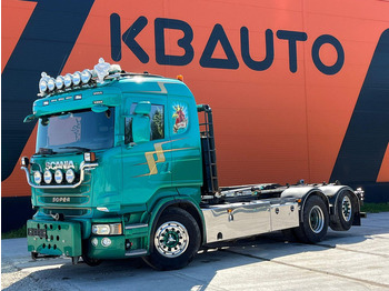 Kamion sa hidrauličnom kukom SCANIA R 520